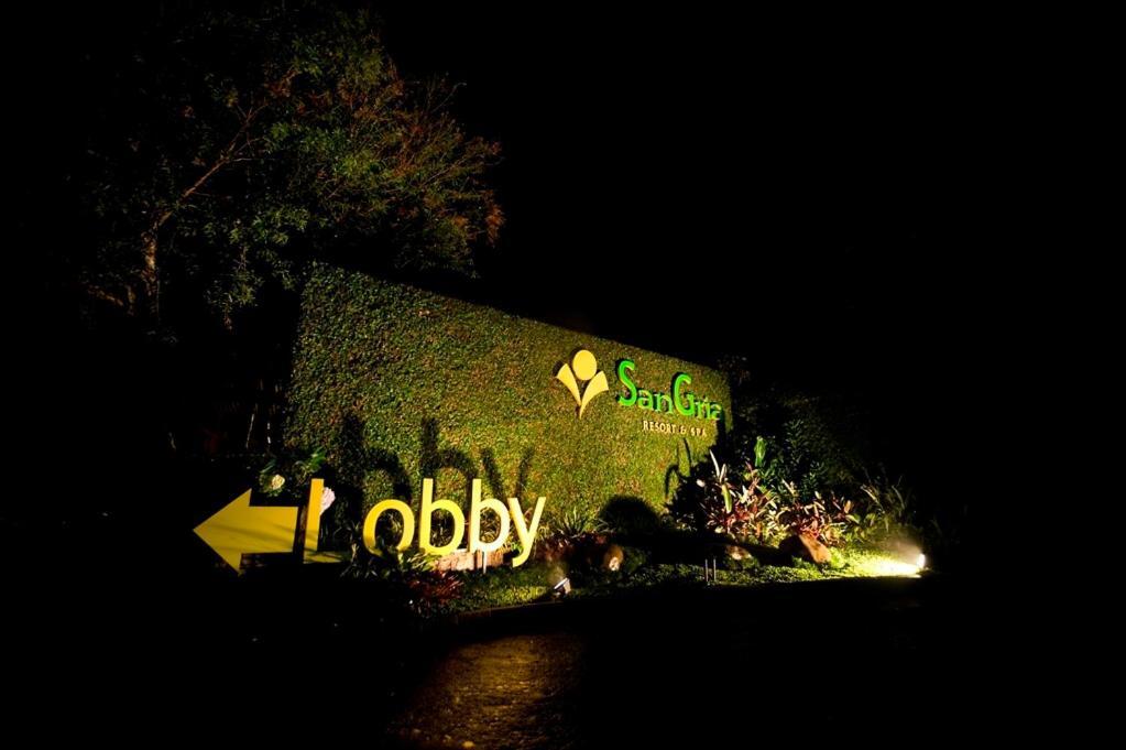Sangria Resort And Spa Lembang Buitenkant foto